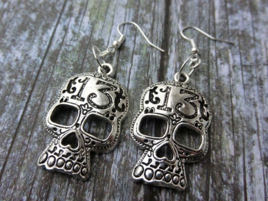 Skull Anhänger Ohrringe silberfarben Vintage Optik